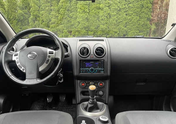 Nissan Qashqai cena 41800 przebieg: 182000, rok produkcji 2011 z Kielce małe 407